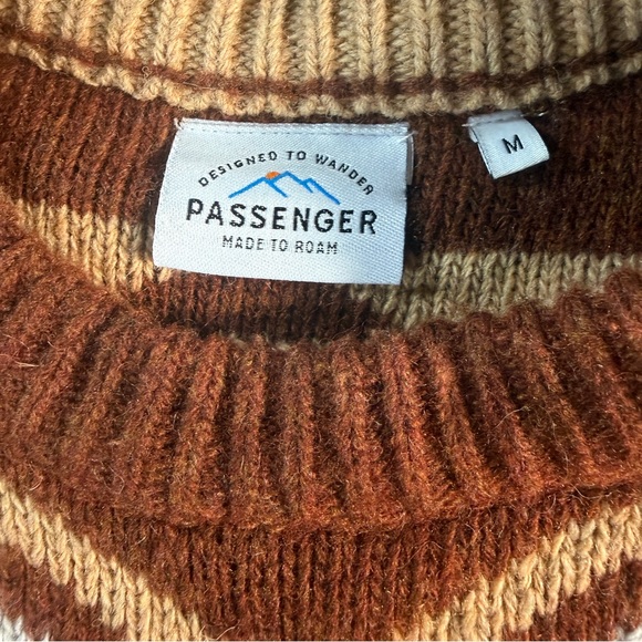 Passenger Thick Geometric Wool Blend Sweater Mens Size M Jumper Outdoor Retro - Picture 8 of 9